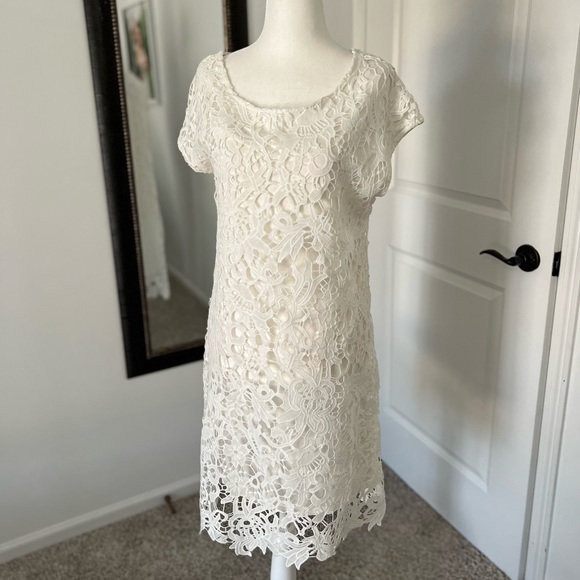 Chelsea & Theodore Dresses & Skirts - NWT Chelsea & Theodore white lace dress women’s size 8